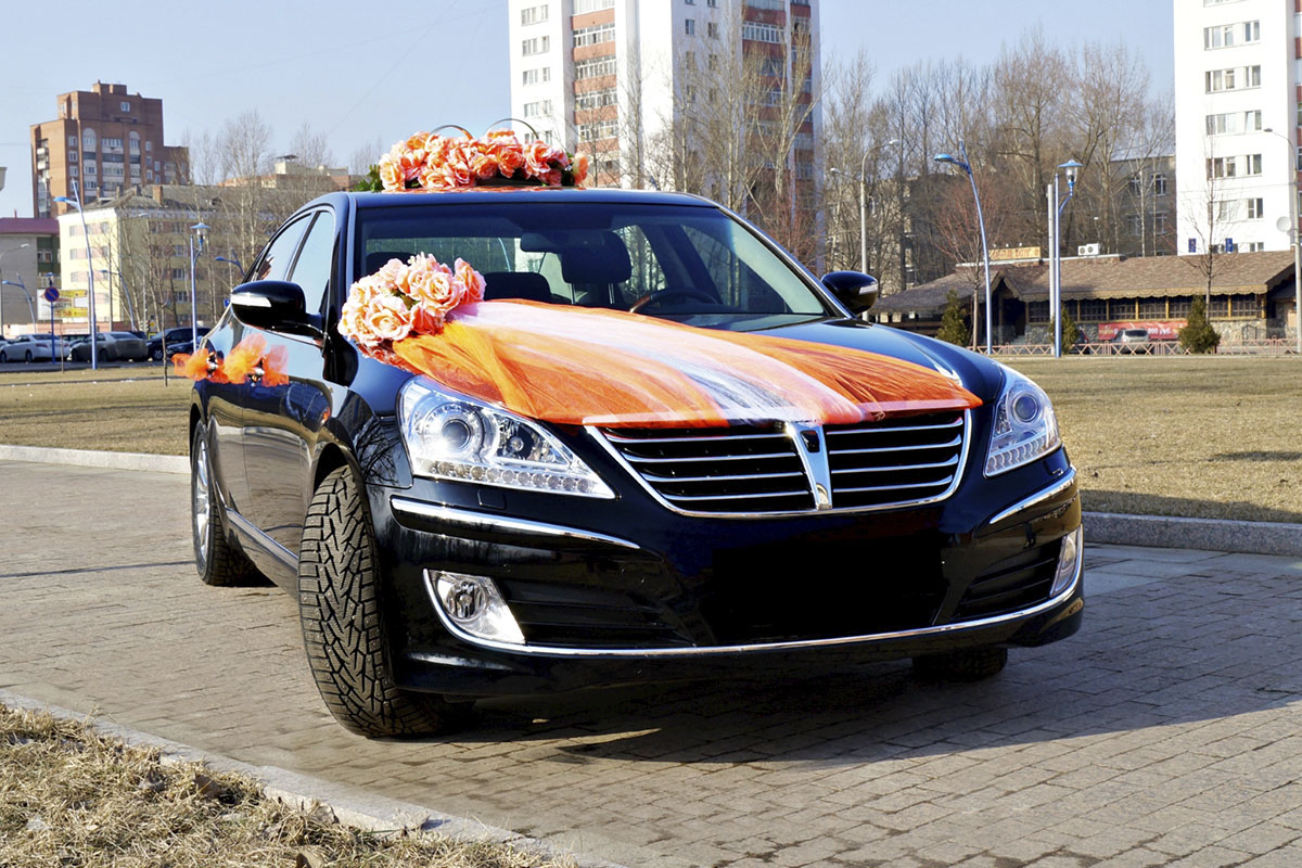 Украшение автомобиля для свадьбы осенью — 61